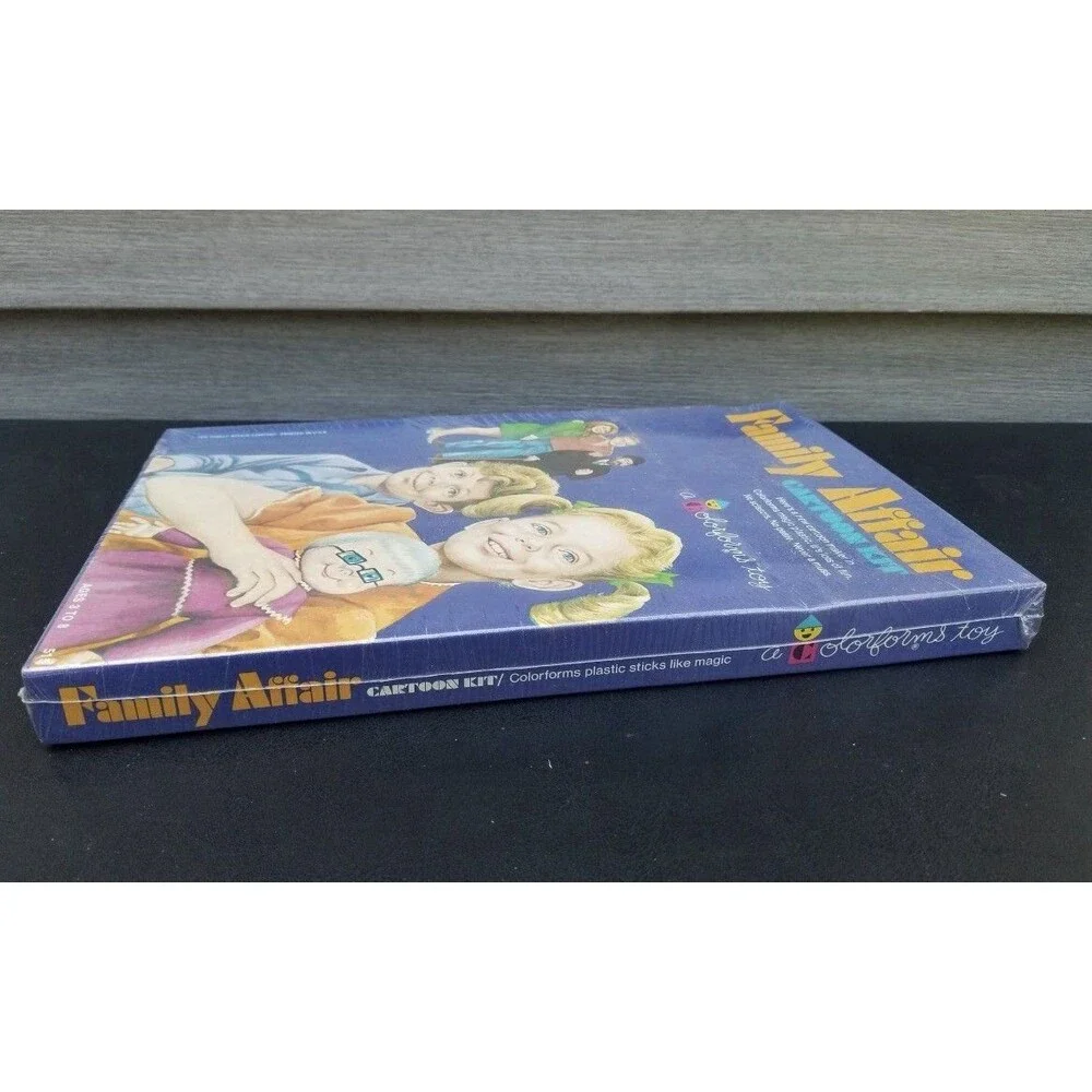 Vintage 1970 Family Affair Cartoon Kit Colorforms Buffy Jody Mrs Beasley NOS